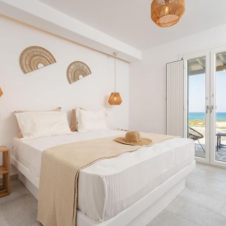 Celestial Seaview Apartments- Apollon Naxos City ภายนอก รูปภาพ